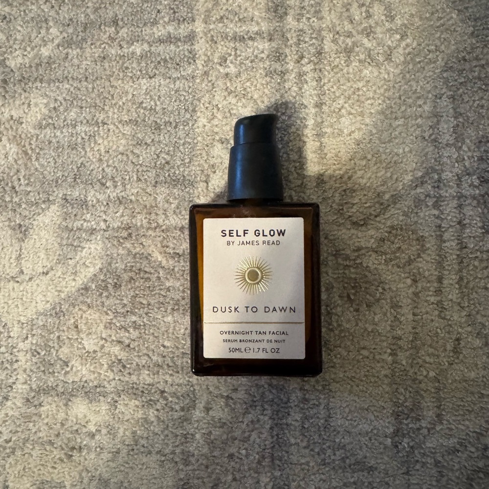 Self Glow Dusk to Dawn Overnight Tan Facial by James read
